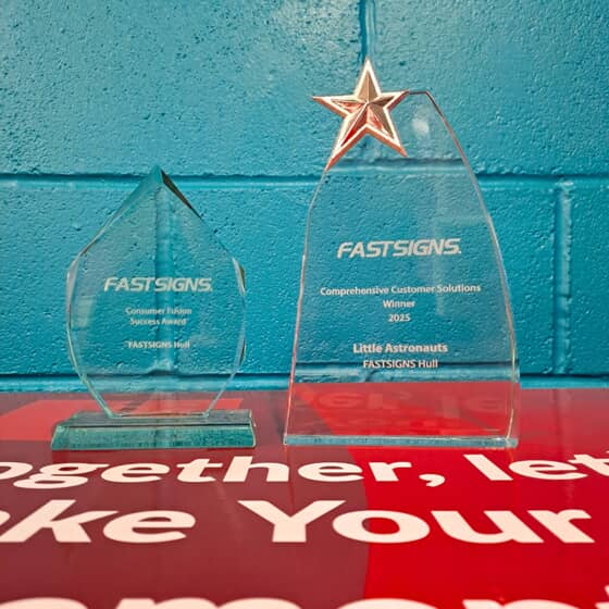 An image of the FASTSIGNS awards.